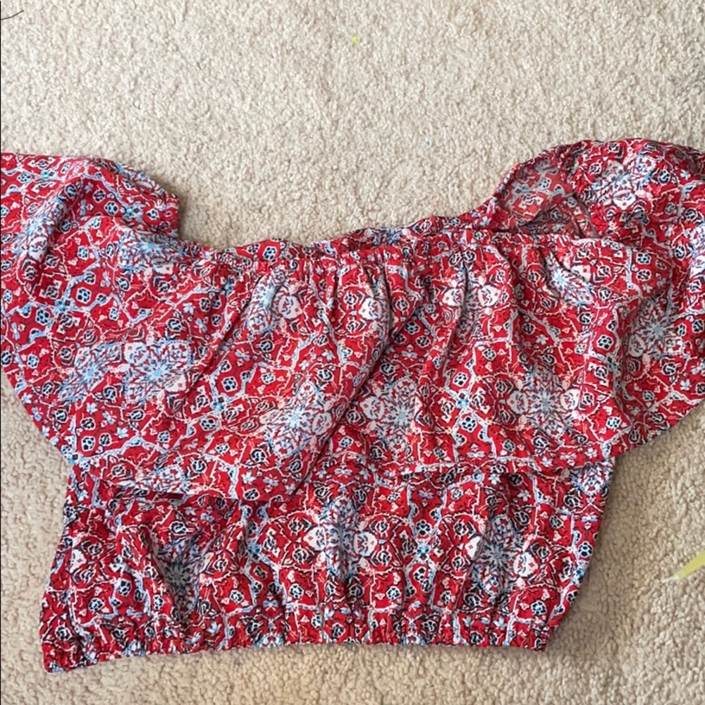 Crop top
